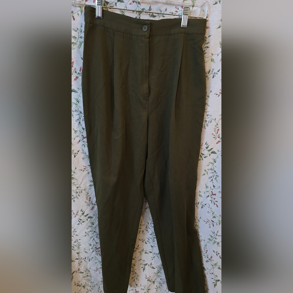 🏝️ Ladies' Sag Harbor Olive Green Pants 6